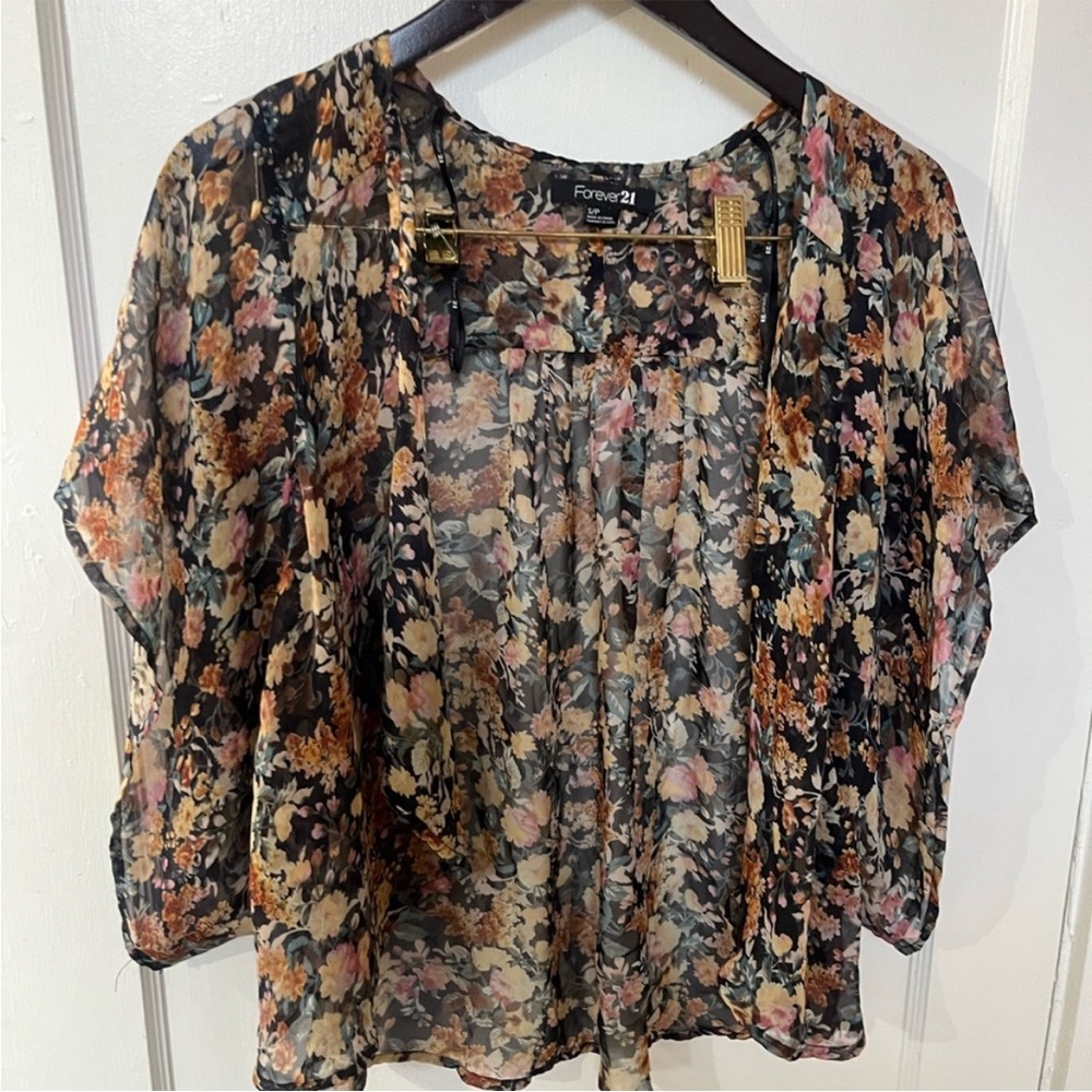 Forever 21 Women's Kimono Style Floral Cardigan Size Small S EUC Sheer Shrug